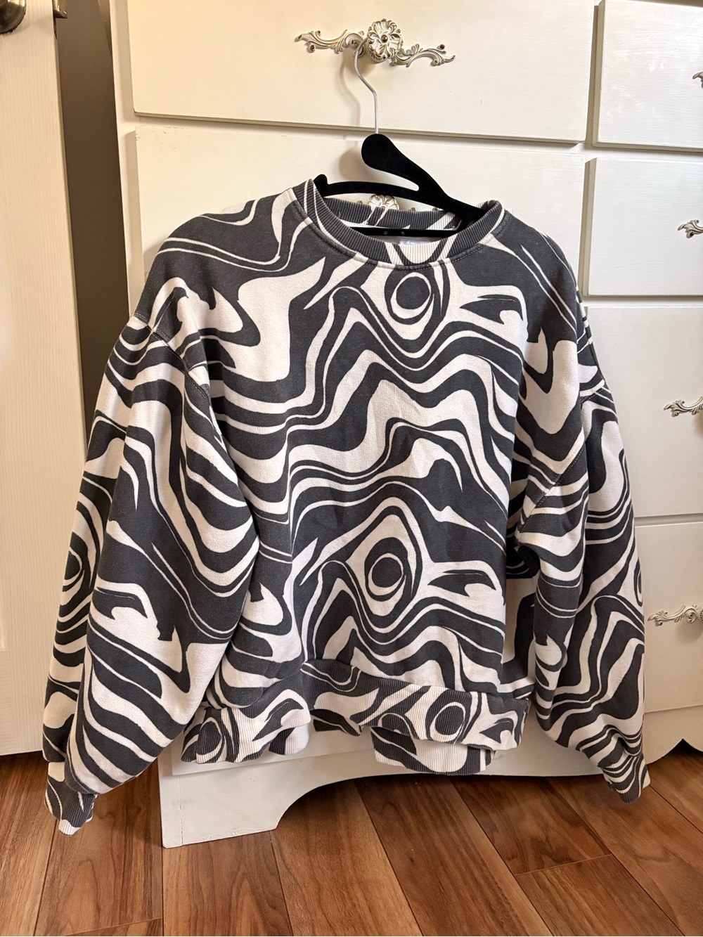 Zara Kids Abstract Swirl Black & White Crewneck Sweater